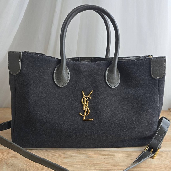Замшевая сумка Yves Saint Laurent 39x23 см