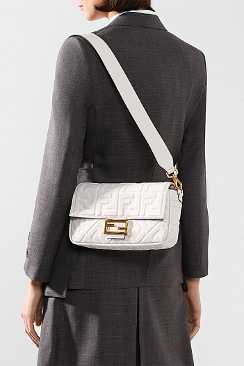 Кожаная сумка Fendi Medium Baguette FF motif 27x16 см (2 расцветки)   