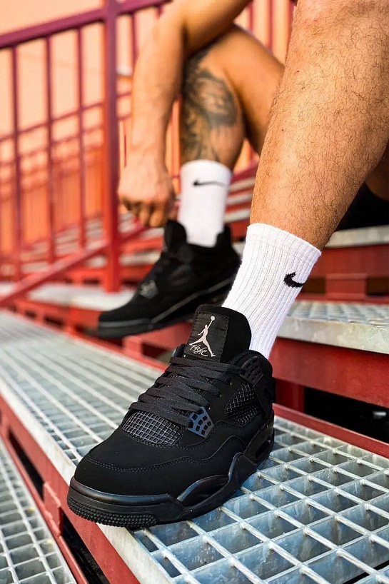 Кроссовки Nike Air Jordan 4 Retro "Black Cat"