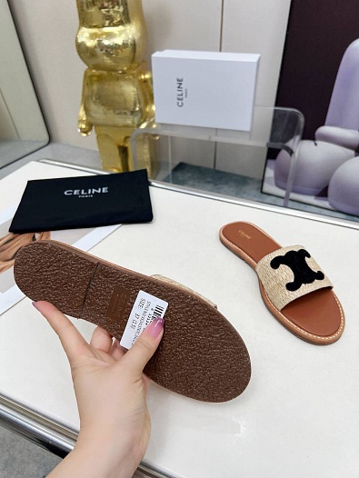 Женские шлёпанцы Celine   