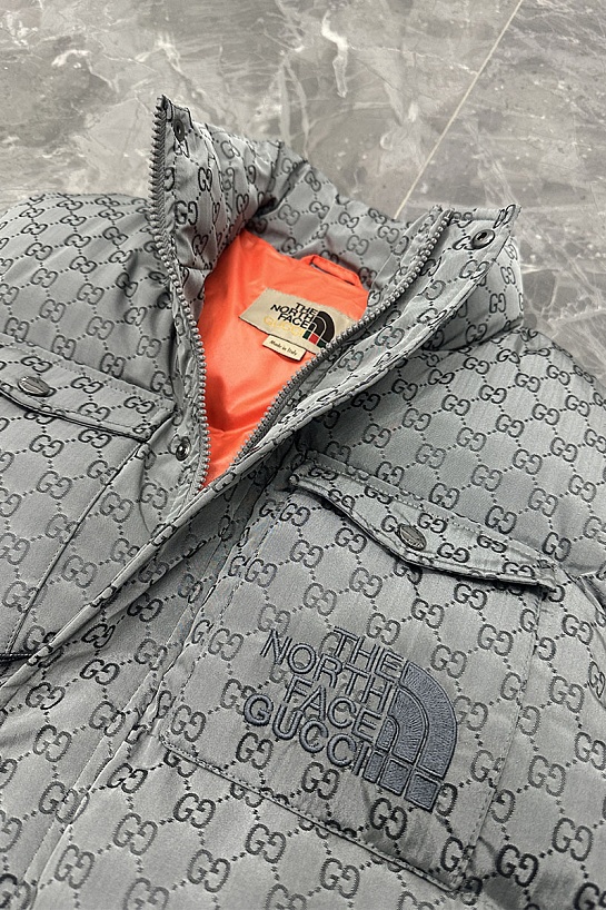 Серый жилет Gucci x The North Face Collaboration logo-embroidered