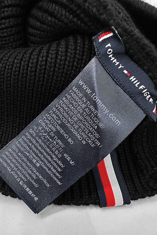 Мужская чёрная шапка Tommy Hilfiger logo-patch