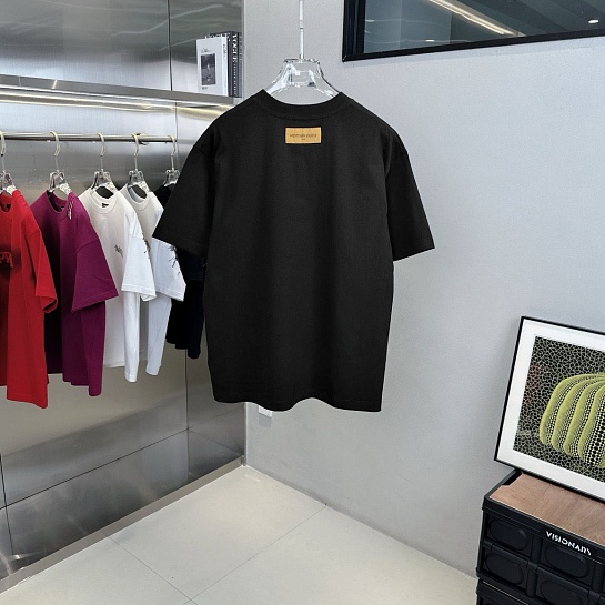 Чёрная оверсайз футболка Louis Vuitton Premium