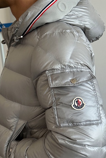 Мужской серый пуховик Moncler Pavin   