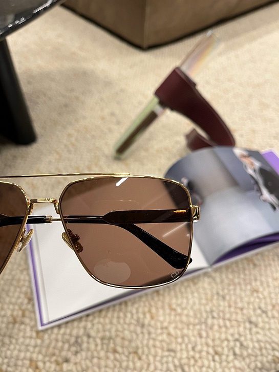 Солнцезащитные очки Dior