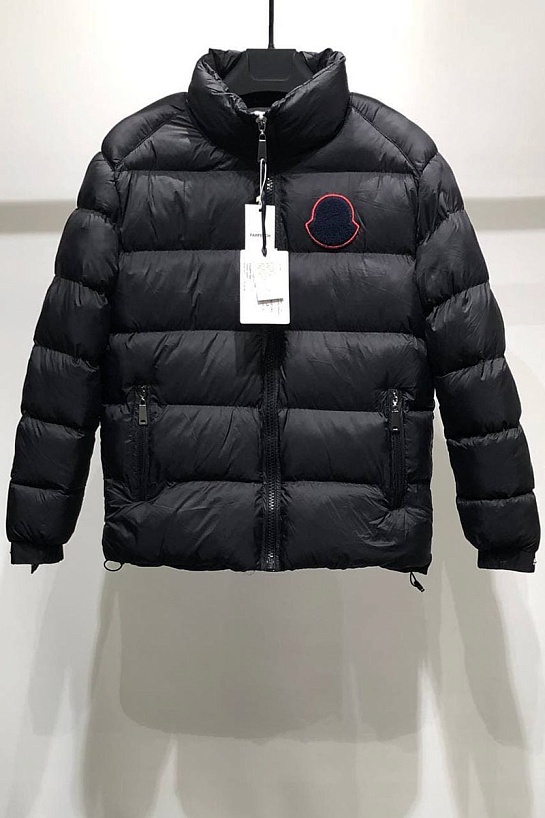 Мужская брендовая куртка Moncler чёрного цвета