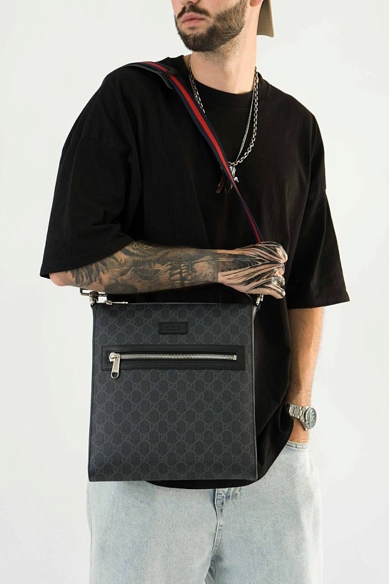 Кожаная сумка Gucci GG Black Supreme Square messenger bag 27x26 см