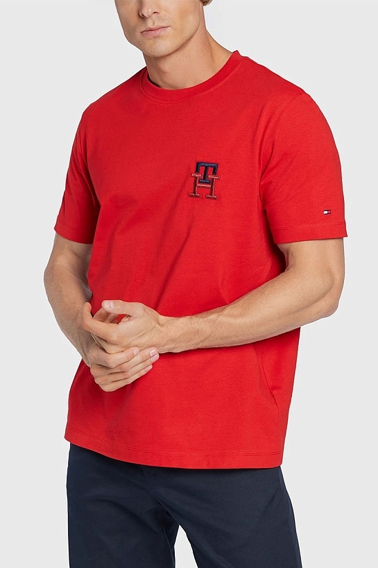 Футболка красного цвета Tommy Hilfiger logo-embroidered