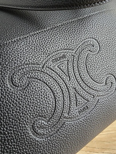 Кожаная сумка Celine Triomphe 44x26 см   