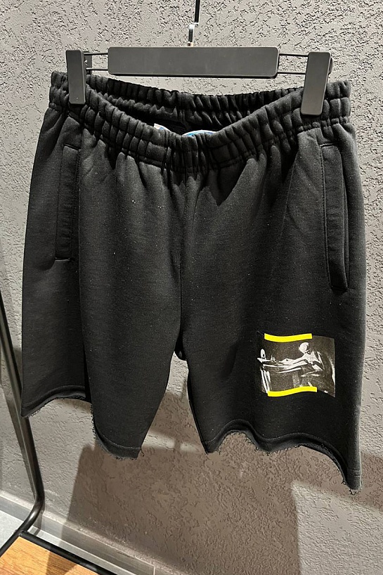 Чёрные мужские шорты Off-White Caravaggio print