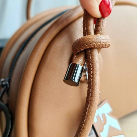 Кожаная сумка Karl Lagerfeld Half Moon 25x15 см