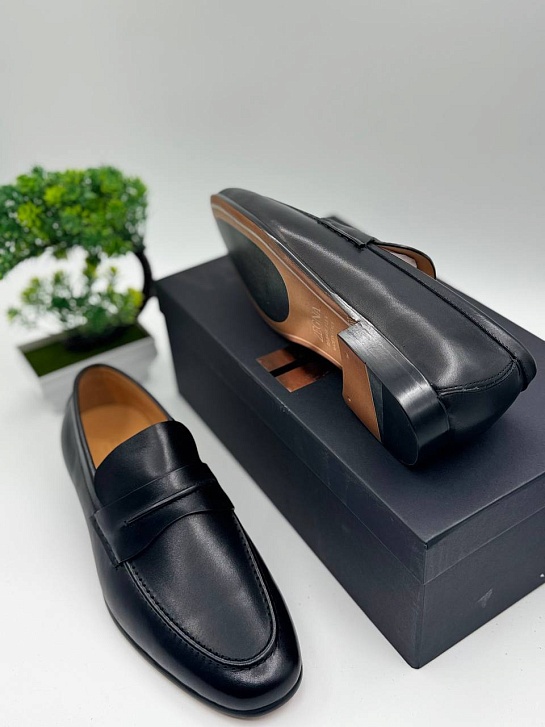 Чёрные кожаные лоферы Zegna