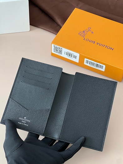 Кожаная обложка для паспорта Louis Vuitton Premium 14x9.5x1.5 см   