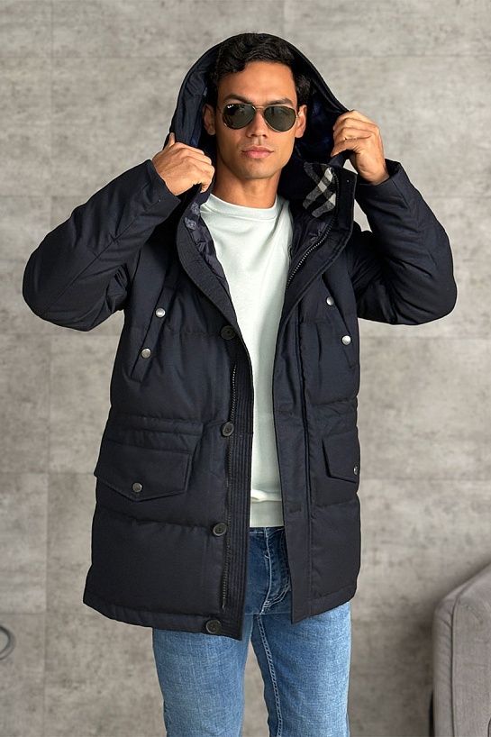 Мужской тёмно-синий пуховик Burberry logo-patch