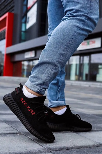 Кроссовки Adidas Yeezy Boost 350 v2 "Bred" Premium   