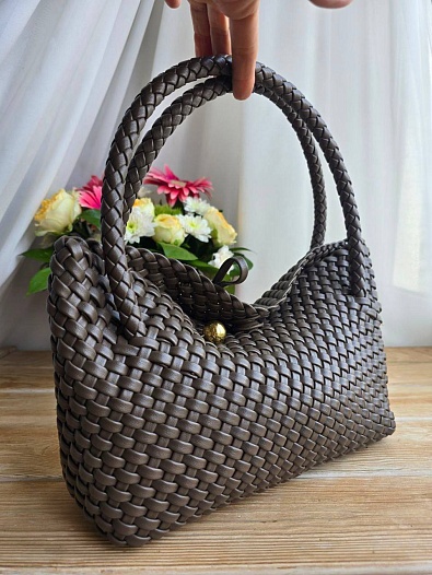 Кожаная сумка Bottega Veneta intrecciato 30x14 см   