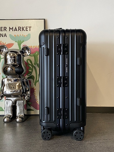 Чемодан Rimowa Aluminum S Premium 54x36x23 см   
