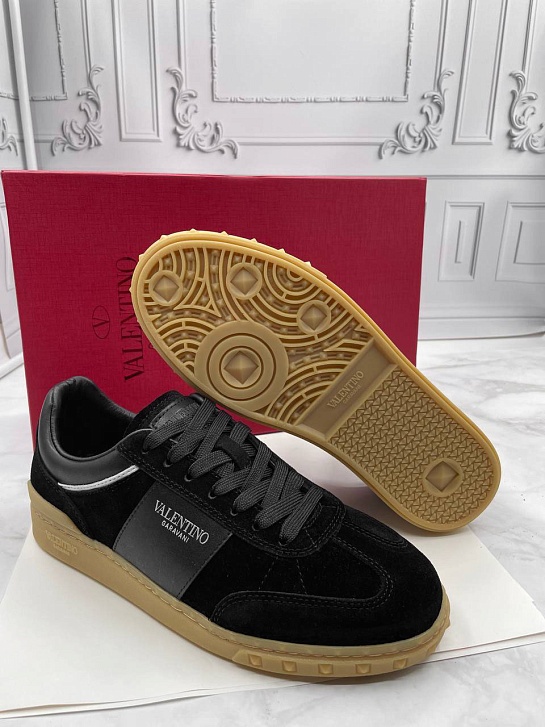 Замшевые кроссовки Valentino Garavani Upvillage - Black