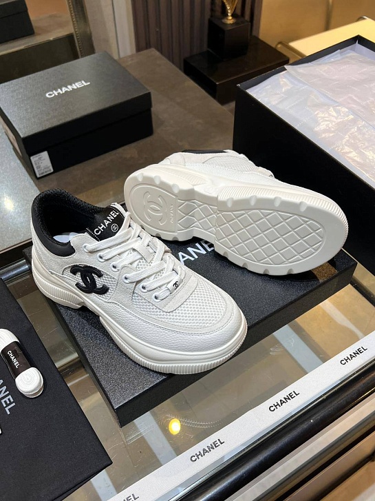 Белые женские кроссовки Chanel premium