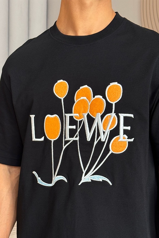 Чёрная оверсайз футболка Loewe