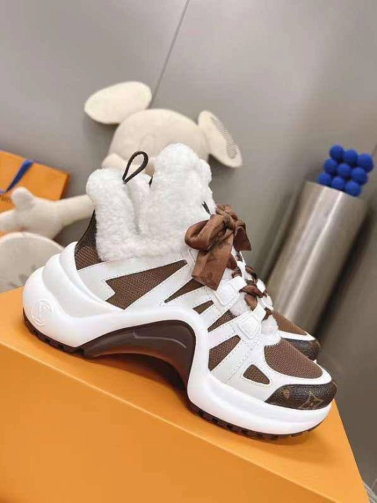 Женские кожаные кроссовки с мехом Louis Vuitton Archlight