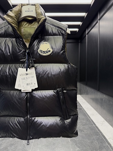 Мужской чёрный жилет Moncler Lipsi   