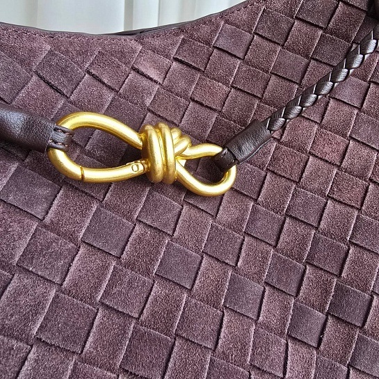 Замшевая сумка Bottega Veneta 30x23 см