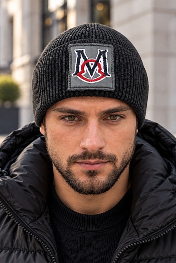 Брендовая шапка Moncler тёмно-серого цвета   