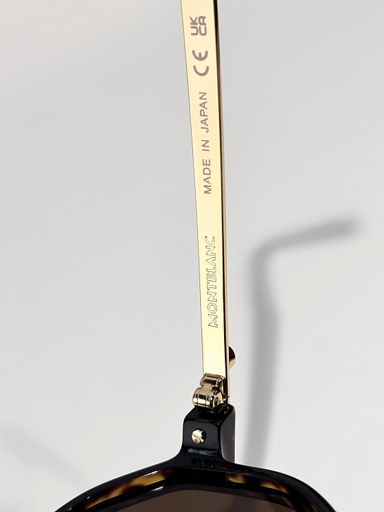Солнцезащитные очки Montblanc