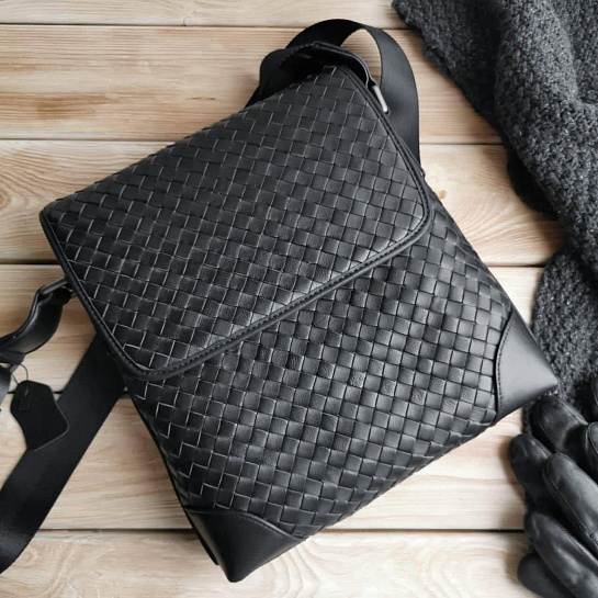 Кожаная сумка Bottega Veneta Intrecciato 28x26 см