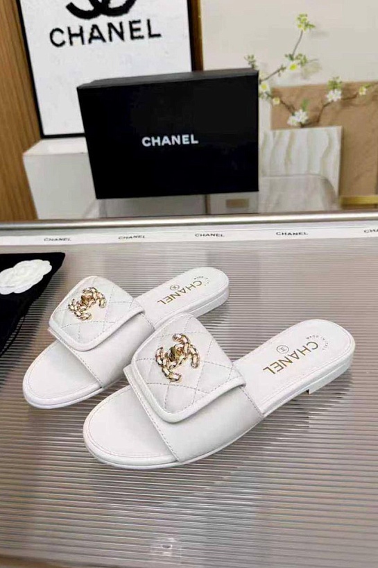Женские кожаные шлёпанцы Chanel premium