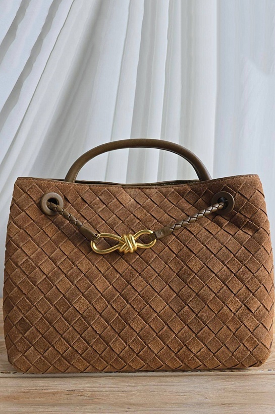Замшевая сумка Bottega Veneta 30x23 см