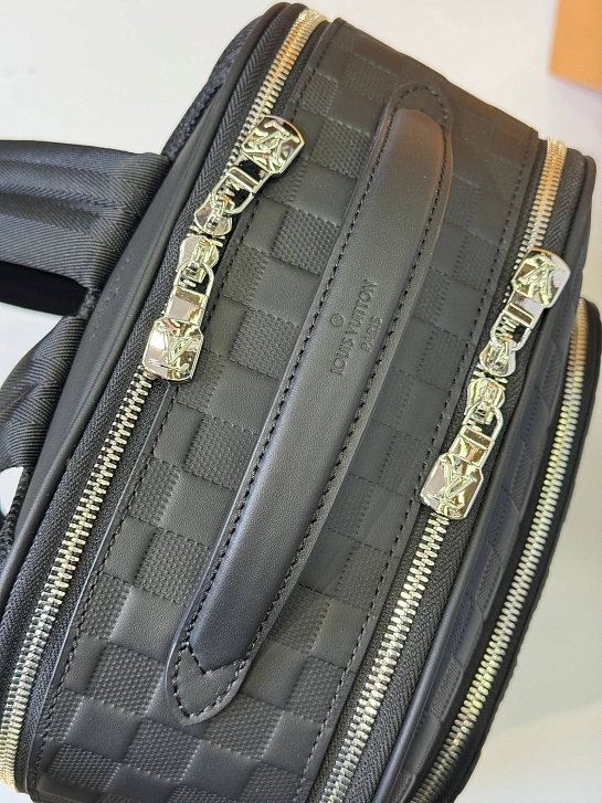 Кожаный рюкзак Louis Vuitton Damier Infini premium 40x31x15 см