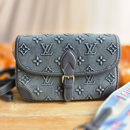Сумка Louis Vuitton Diane Monogram Denim 26x15 см   