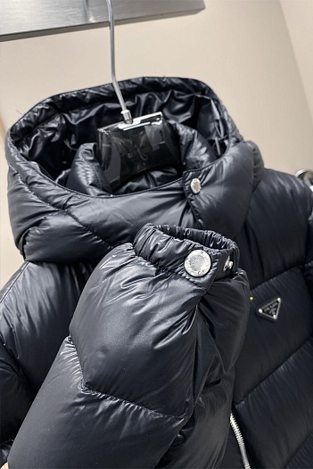 Мужской пуховик Prada logo-plaque - Navy   