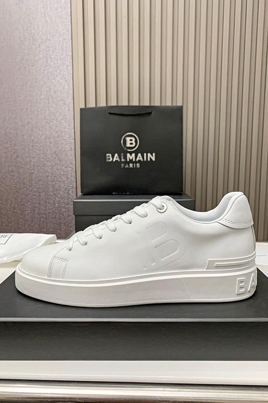 Кожаные кроссовки Balmain белого цвета
