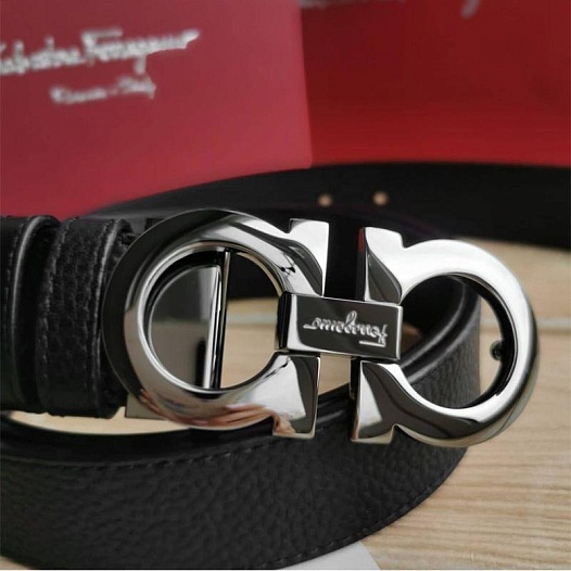 Кожаный ремень Salvatore Ferragamo (длина 100 / 105 см)   