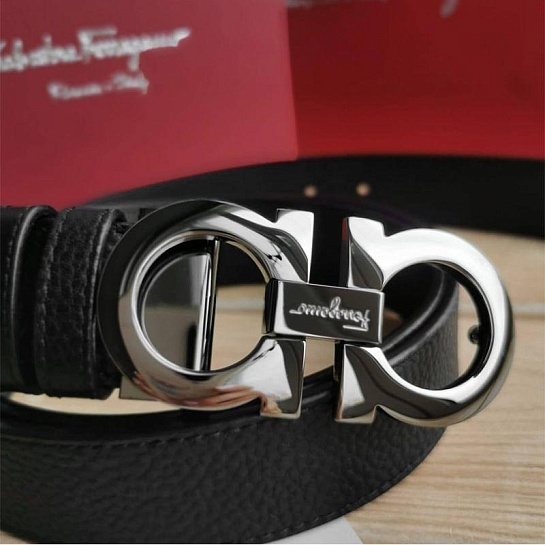 Кожаный ремень Salvatore Ferragamo (длина 100 / 105 / 110 см)