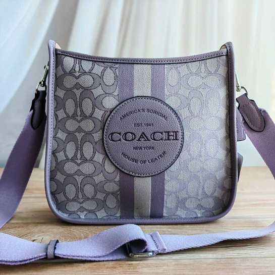 Женская сумка Coach Dempsey File Bagwith Stripe And Coach Patch 25x25 см (3 расцветки)