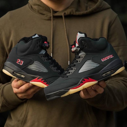 Кроссовки Nike Air Jordan 5 Retro Gore-Tex   