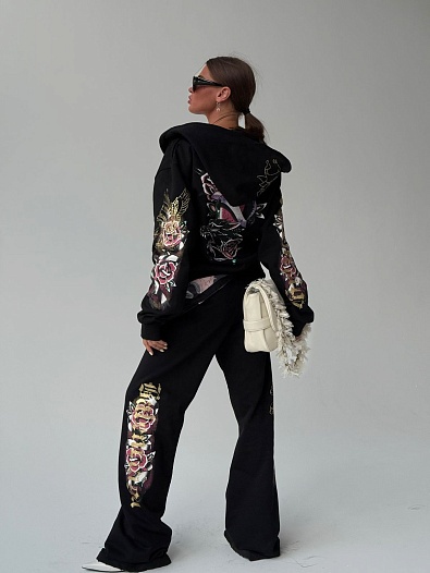 Чёрный женский костюм Balenciaga   