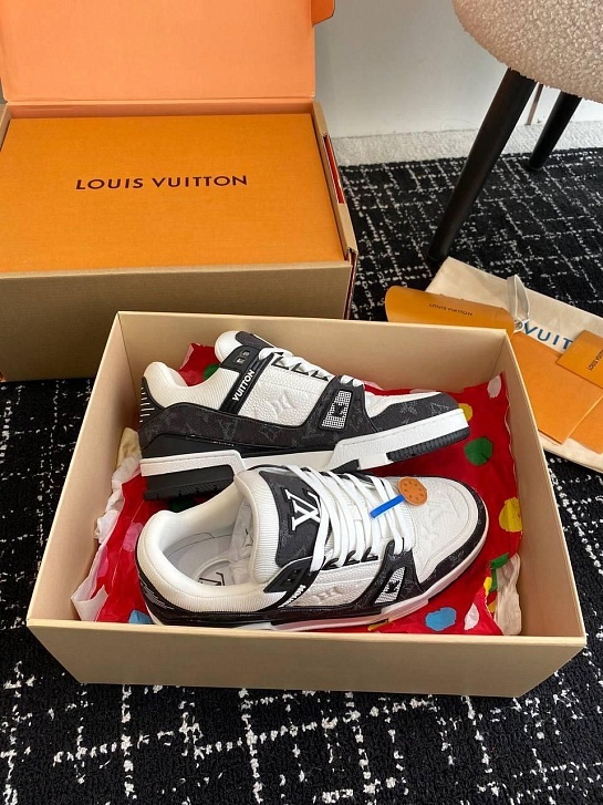 Женские кожаные кроссовки Louis Vuitton Trainer Monogram premium