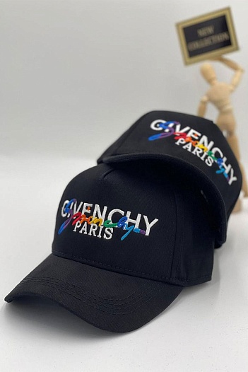 Чёрная бейсболка Givenchy Paris   