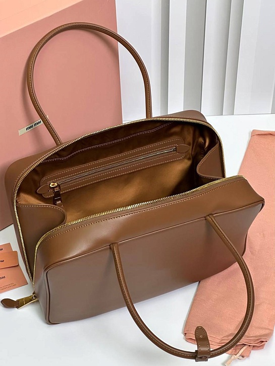 Кожаная сумка MIU MIU Premium 34x22x10 см
