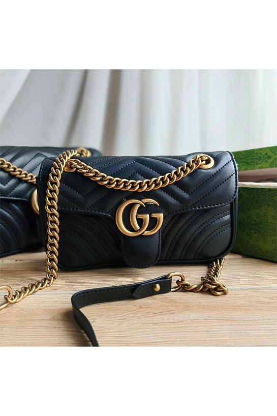 Кожаная сумка Gucci GG Marmont Medium 23x13 см