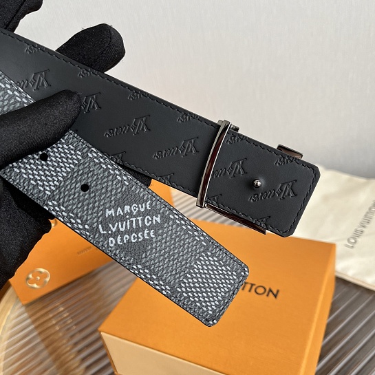 Двусторонний кожаный ремень Louis Vuitton Dimension Premium (ширина 4 см)