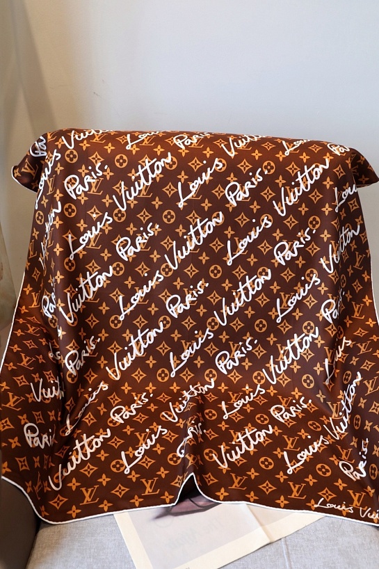 Платок Louis Vuitton LV Script Square premium 89x88 см