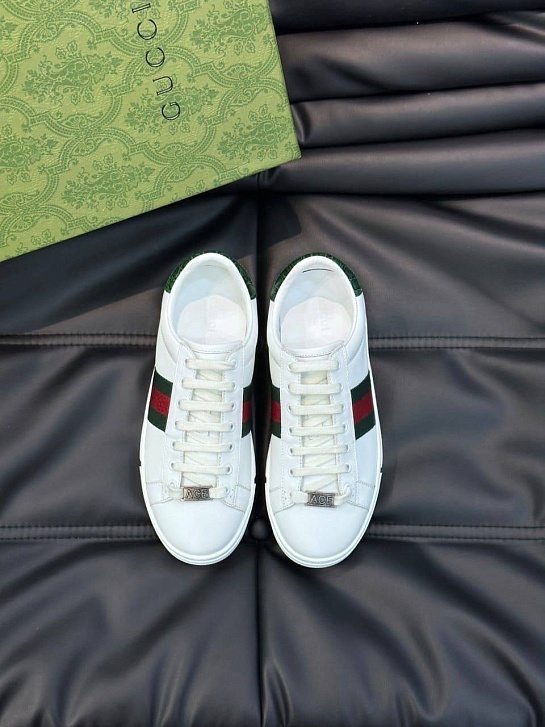 Женские белые кроссовки Gucci Ace