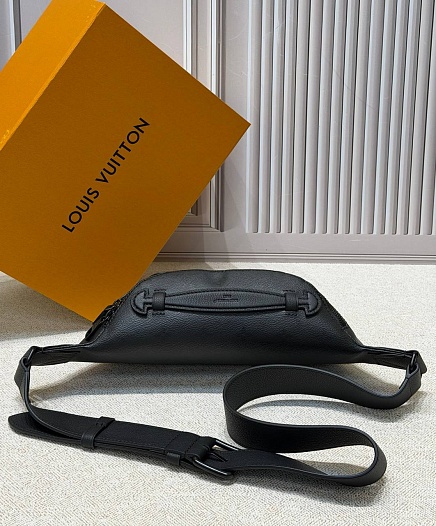 Кожаная сумка Louis Vuitton Rush Bumbag premium 30x15x8 см   