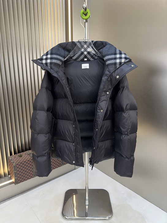 Мужской пуховик Burberry Halsby - Black